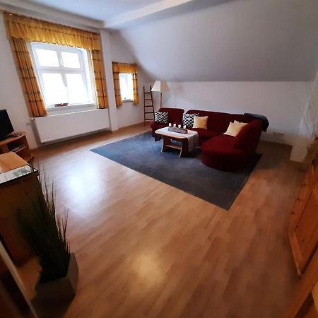 Hotel Boootshaus - Am Spreeufer Beeskow Esterno foto