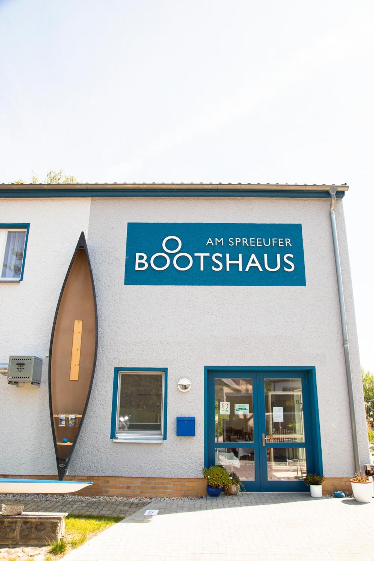 Hotel Boootshaus - Am Spreeufer Beeskow Esterno foto