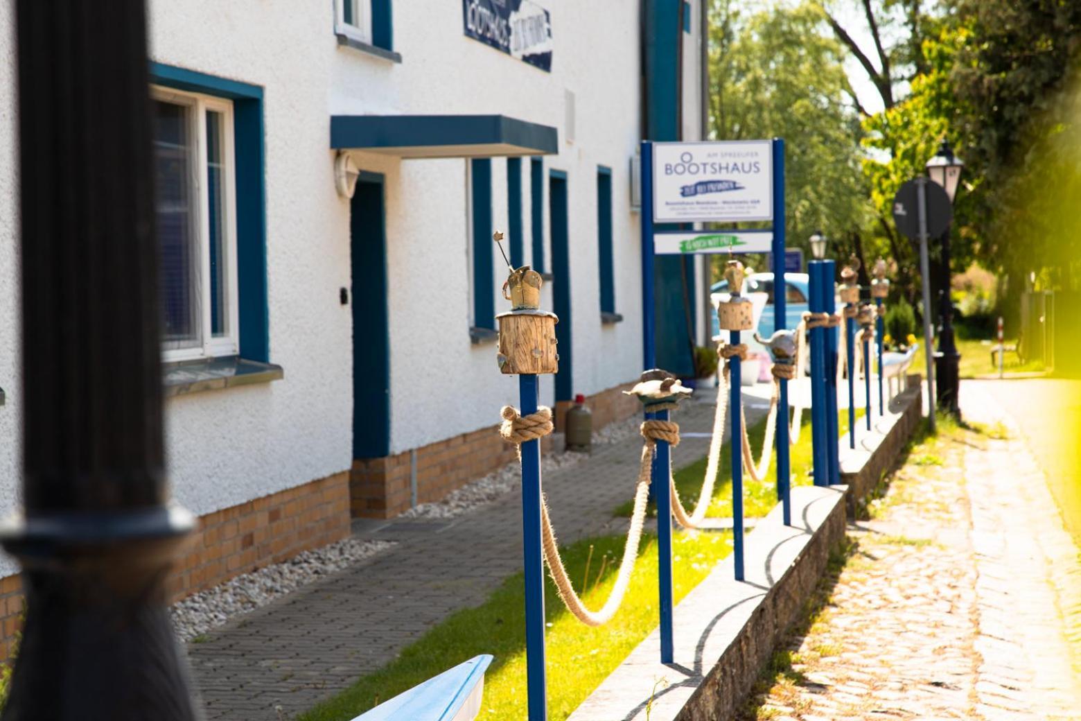Hotel Boootshaus - Am Spreeufer Beeskow Esterno foto